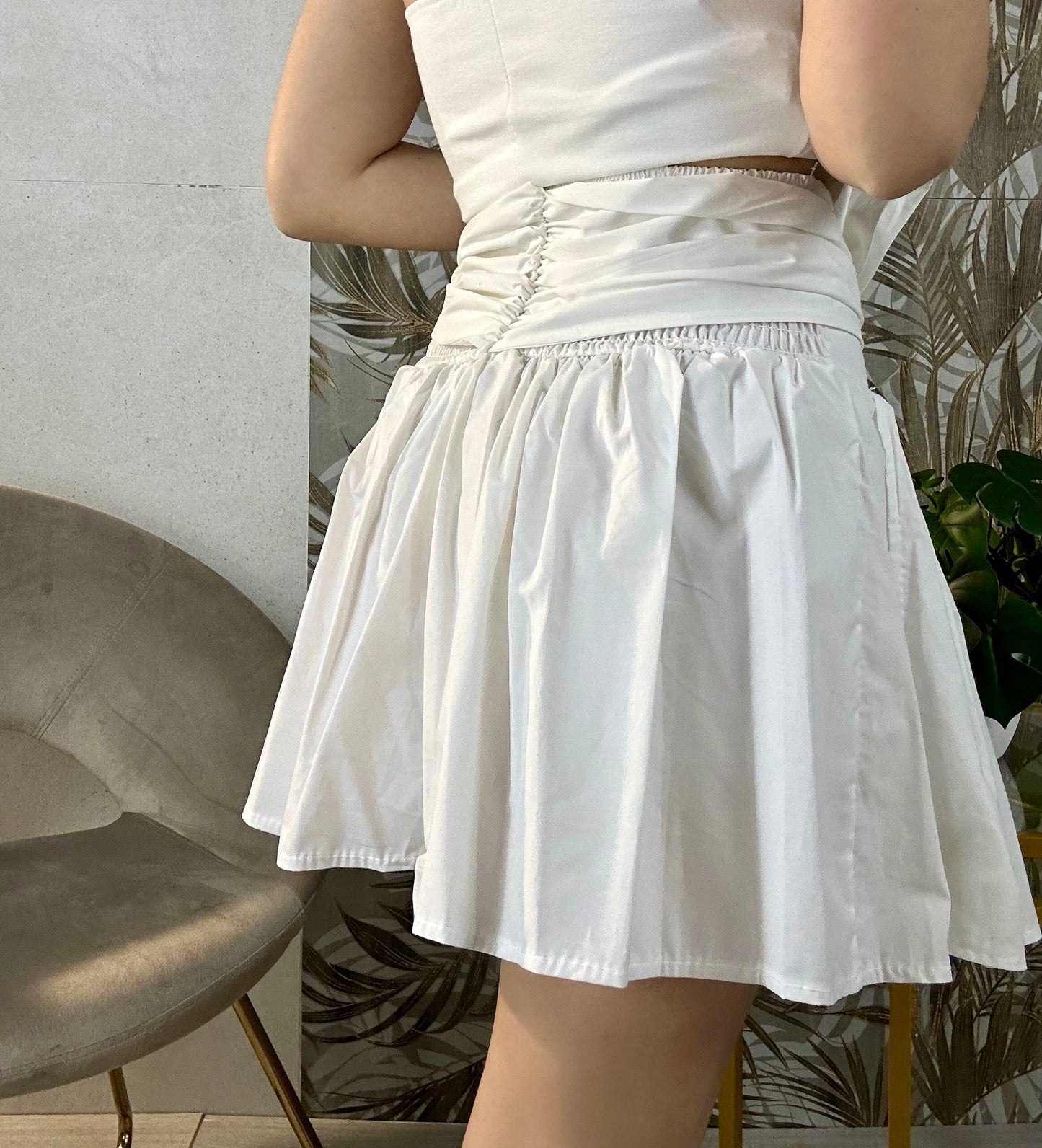 Gonna pantaloncino con fiocco bianca