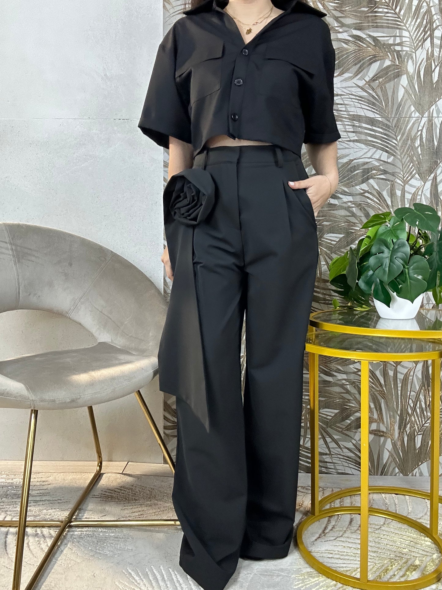 Completo con pantalone “ROSA” nero lumina